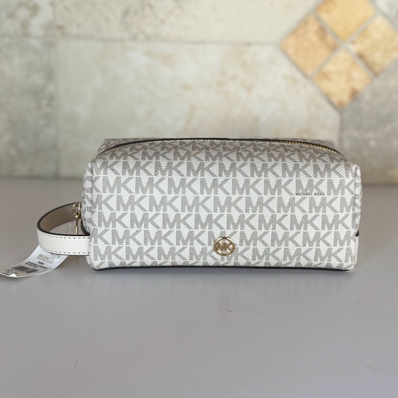 Michael Kors Jet Set Travel MD Cosmetic Case Travel Pouch MK Light Cream - Picture 1 of 13